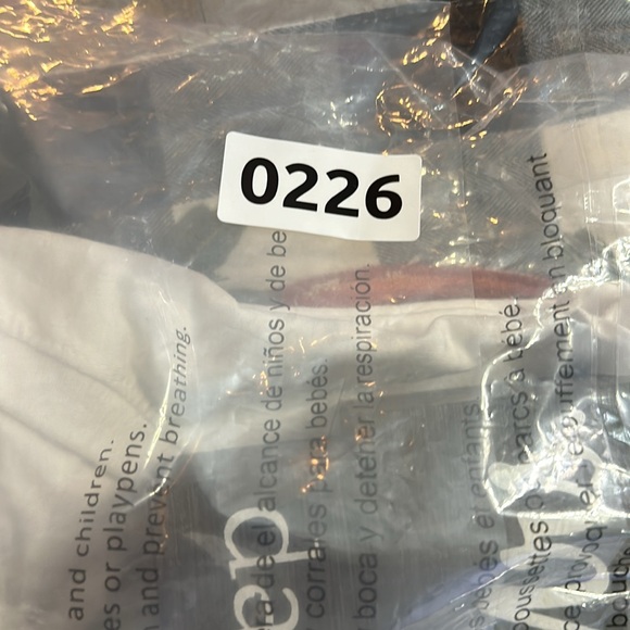 New Pop the Champagne I’m Changing My Last Name T-Shirt & countdown blocks Sz S - Picture 10 of 11